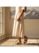 Cream color option, Currently selected