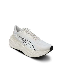 Puma - Unisex White Maxima Pro Lightweight Running Shoes