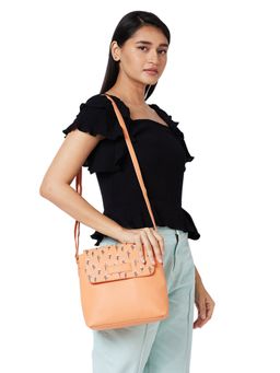 Caprese - Pansa Flap Small Peach Sling Bag