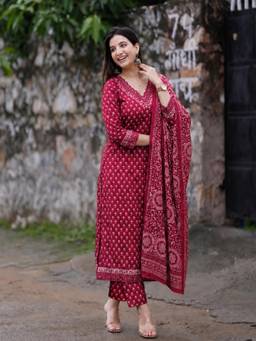 Gahan - Womens Maroon Rayon Blend Printed Kurta with Pant & Dupatta