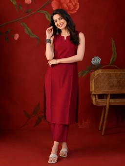 Gahan - Womens Brown Rayon Blend Solid Straight Kurta with Pant