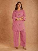 Pink color option, Currently selected