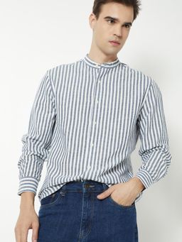 max - Men Navy Blue Pure Cotton Regular Fit Shirt