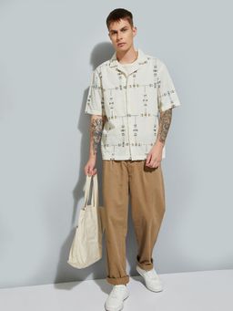 max - Men Cream Pure Cotton Comfortable Fit Shirt