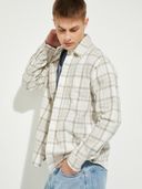 Off White color option