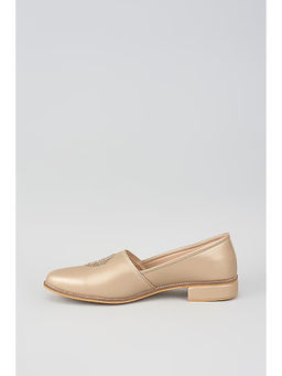 RNG Safawala - Golden Hour Crown Juttis