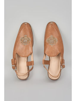 RNG Safawala - Brown Embroidered Peshawaris Juttis