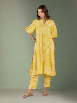Likha - Yellow Soft Rayon Printed Straight Kurta with Balloon Sleeves and Printed Pants LIKCFKS10