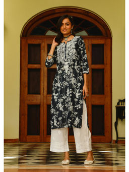 House of Chikankari - Zainab Mulmul Straight Kurta -Black