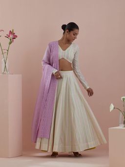 Vinusto - Off White Textured Cotton Lehenga with Blouse and Dupatta (Set of 3)