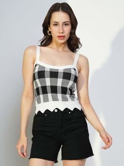 SHOWOFF - Basic Women's Black Checked Fitted Top