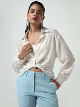 SHOWOFFFF - Classic Women's Off White Solid Shirt Style Crop Top