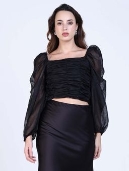 SHOWOFFFF - Classic Women's Black Solid Crop Top