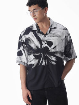 Jack & Jones - Men Black and White Abstract Print Oversized Fit Shirt