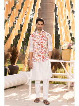 Chhavvi Aggarwal - Off White Printed Bundi