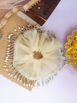 Soho Boho Studio - Indie Cream Pearl Could Scrunchie