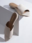 Beige 1