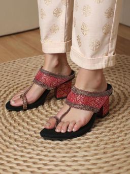 KNEETOES - Women Regal Red Ethnic-Motif Block Heels