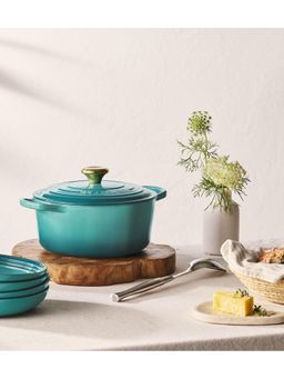 Le Creuset - Signature Round Casserole/Dutch Oven - Bleu Riviera
