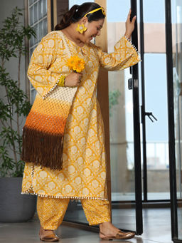 Extra love by Libas - Yellow Printed Cotton Straight Kurta Sets for Women