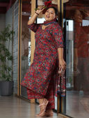 Red color option, Sold out, Currently selected