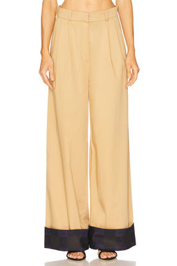 Zuleyha Kuru - Desmia Pant