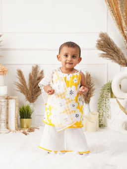 Greendigo - Baby Girl Yellow Kurta With Palazzo And Dupatta (Set of 3)