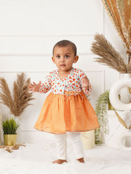 Greendigo - Baby Girl Orange Printed Angarkha Kurta With Pant (Set of 2)