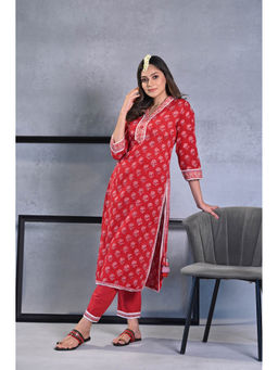 Mahee Jaipur - Red Mogra Handblocked Mul Cotton Kurta with Pant (Set of 2)