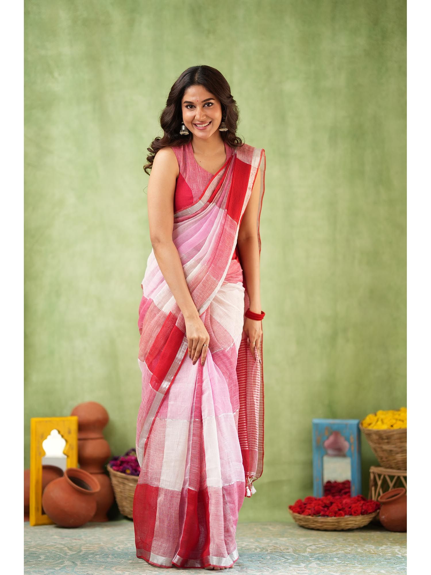 sutisancha Color Block Linen Modern Classic Cotton Red Saree With Unstitched Blouse-picture-21