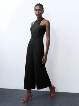 Outzidr - Black Party Cropped Jumpsuit With Square Cut Armhole Detail