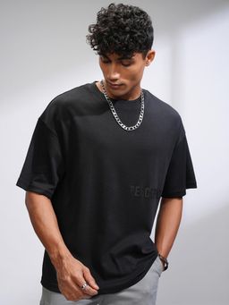 HIGHLANDER - Men Black Typography T-Shirt