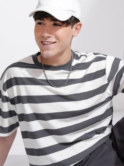HIGHLANDER - Men Grey Stripes T-Shirt