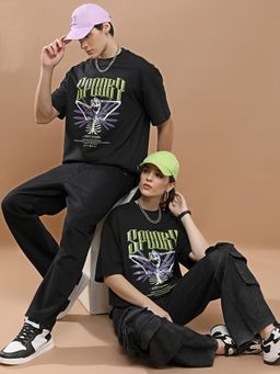 HIGHLANDER - Unisex Black Graphic T-Shirt