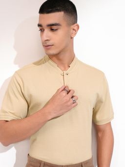 HIGHLANDER - Men Beige Textured T-Shirt