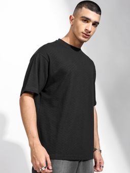 HIGHLANDER - Men Black Solid T-Shirt