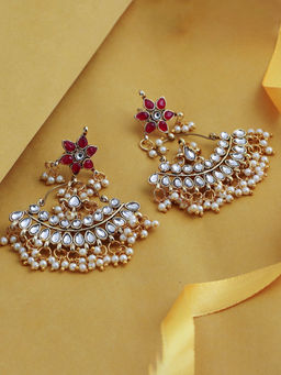 Sukkhi - Glimmery Gold Pleated Pearl Chandbali Earring