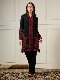 Globus - Women Black Mandarin Neck Floral A-Line Winterwear Kurta with Pant
