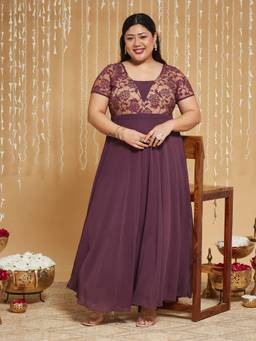 Miss Chase - Curve Collection Plus Size Women's Mauve Flared Georgette Maxi Dress