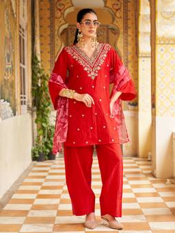 Tikhi Imli - Red Colour Thread Work Embroidered Kurta And Farsi Salwar With Printed Dupatta