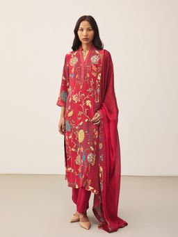 Ritu Kumar - Red Calico K Kurta with Pant and Dupatta
