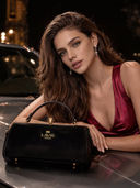 Black color option, Currently selected