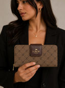 Khaki color option, Currently selected
