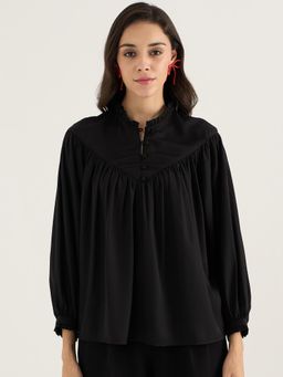 Femmella - Black Yoke Detail Top