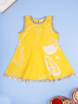 KiddoPanti - Cotton Sleeveless Floral Printed Peplum Kurta Top - Yellow