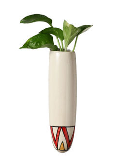 VarEesha - Hand Painted Red Chevron Tail Offwhite Ceramic Wall Planter