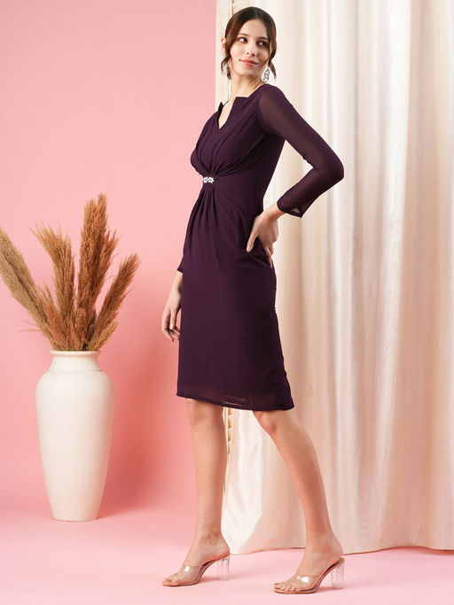 mauve knee length dress R & M Richards Women's Lace Two-Tone Halter Midi Dress - Mauve/Black