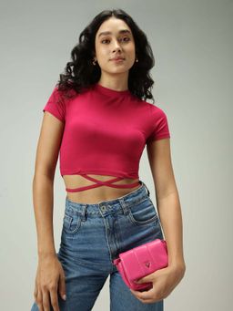 Outzidr - Pink Criss Cross Bottom Tie Up Fitted Street Style Top