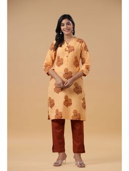 SAVI - Yellow Cotton Printed Straight Kurta and Pant (Set of 2)