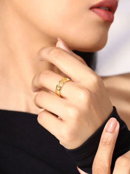 PRITA - Love Letters Gold Plated Adjustable Ring